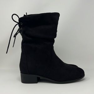 Soda Delicious Kimmy Women's Faux Suede Chunky Over Ankle Heel Boot Size 5.5